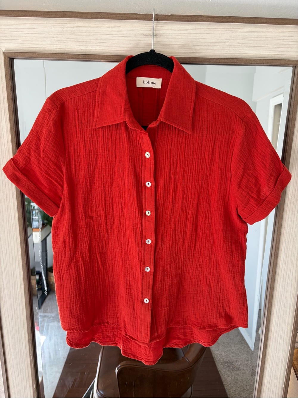 Böhme red button-up top textured breezy gauze material and cuffed short sleeve S